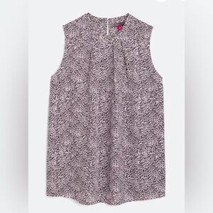 Excellent condition, Vince Camuto Sleeveless Pleat Neck Blouse, Size 1X